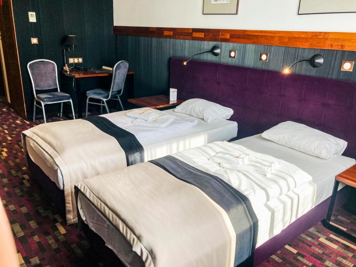 Hotel Modus Laziska Gorne Buitenkant foto