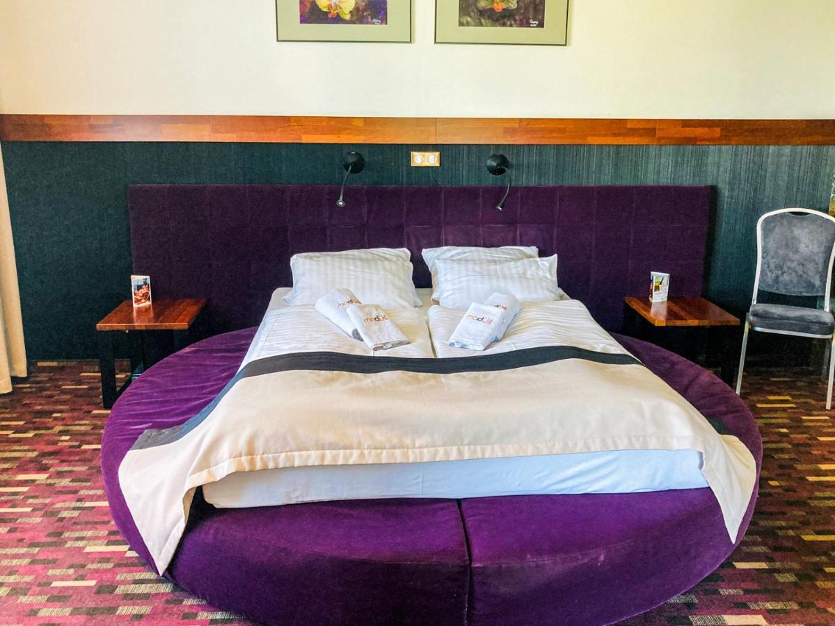 Hotel Modus Laziska Gorne Buitenkant foto